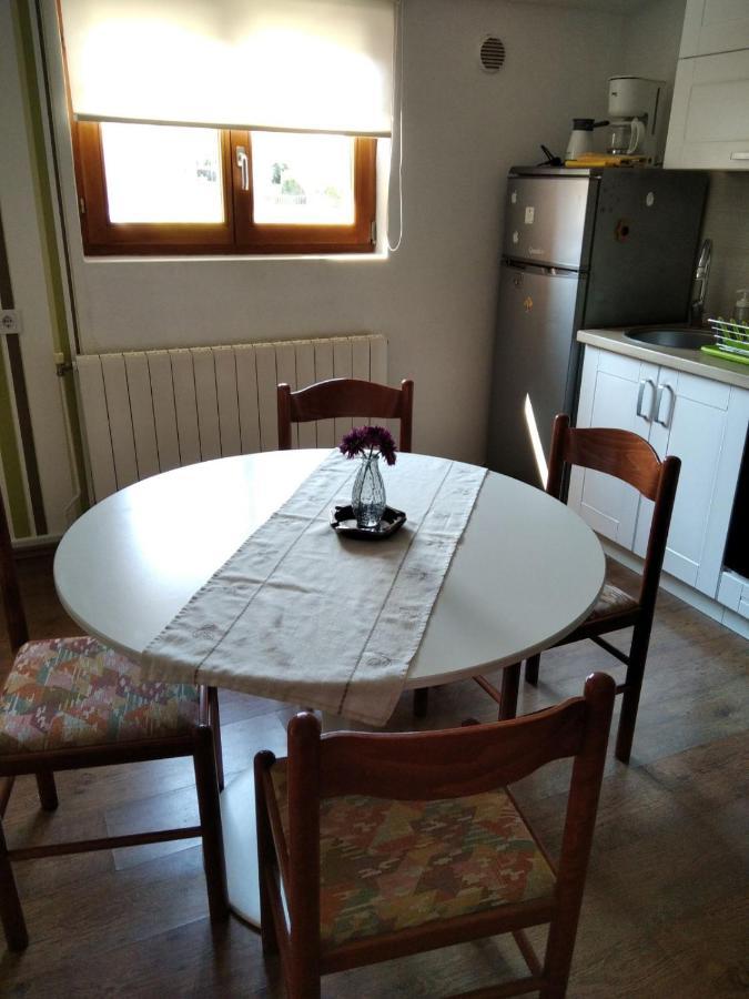 Apartment Alex Pula Buitenkant foto